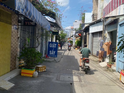 Kẹt tiền bán gấp nhà gần âu dương lân  p3, q8  dt 3.8x 15m  2t, 2pn chỉ 6.2 tỷ. 4