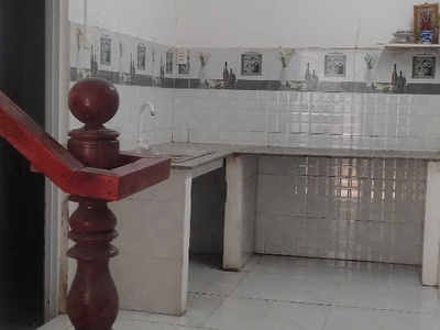 Nhà 4x10m 3pn 3wc, xe hơi đỗ cửa, hà huy giáp vào gần 4