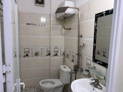 Cho thuê nhà riêng full đồ Văn Cao , gia đình , chuyên gia ở ok chỉ 13tr 2