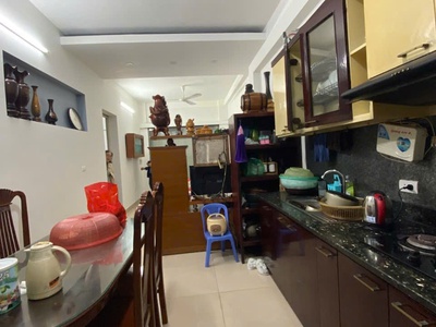  bán nhà ngọc lâm   long biên   9.7 tỷ diện tích: 67m   4 tầng  5.6m mặt tiền  lô góc thoáng 2