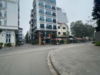 Bán đất ngọc thụy   lô đẹp, vị trí đắc địa, giá hợp lý    giá chỉ: 8.6 tỷ  diện tích: 50m 0