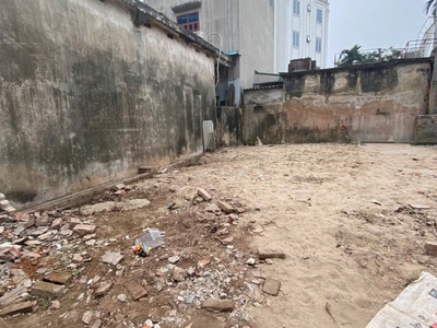 Bán đất ngọc thụy   lô đẹp, vị trí đắc địa, giá hợp lý    giá chỉ: 8.6 tỷ  diện tích: 50m 2