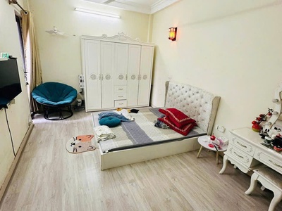 Bán nhà, ngọc thụy , cạnh trường, chợ, 5p tới cầu long biên ,4ty95 3