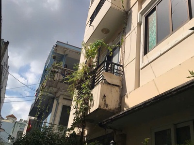 Bán nhà hxh - ngay trung tâm quận 1 - gần đường trần hưng đạo - được mệnh danh là khu phố tây , 0