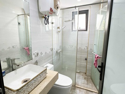 Bán nhà minh khai gốc đề 5 tầng long lanh ở ngay lô góc 1 nhà ra ngõ hoàng mai 2