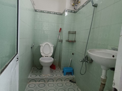 Cho thuê nhà 3 tầng MT đường Trưng Nhị. Quận Hải châu 5tr5 0