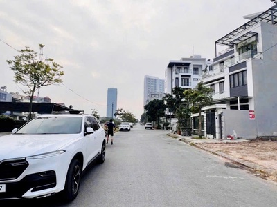 Mrs Tâm Bán lô góc SIÊU ĐẸP sau Quận Ủy, Sở Dầu, Hồng Bàng, Hải Phòng. 106m2-85tr/m2 2