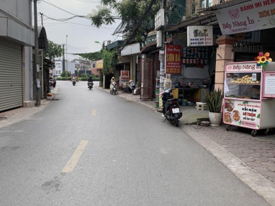 Chủ cần bán nhanh-122M 9TỶ-nhà mặt phố Bắc Cầu Long Biên-giá tốt-kinh doanh-đầu tư 0