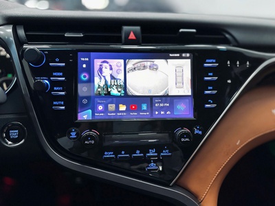 Bán xe Toyota Camry 2.5Q 2020, màu trắng. 10