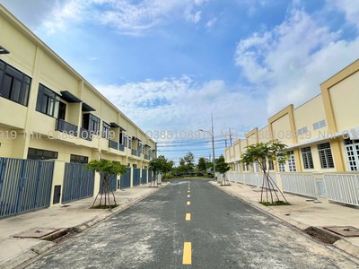 Nhà phố pháp lý rõ ràng   Sổ hồng từng căn   Giá chỉ từ 1,2 tỷ tại Trảng Bàng, Tây Ninh. 0