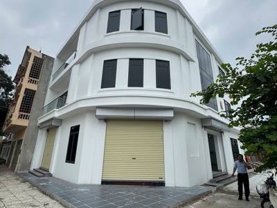 Nhà Phố Đa Năng 3 Tầng, 240m  Tại Liên Bảo   Văn Phòng, Cà Phê, Nhà Hàng Đều Tuyệt Vời 1