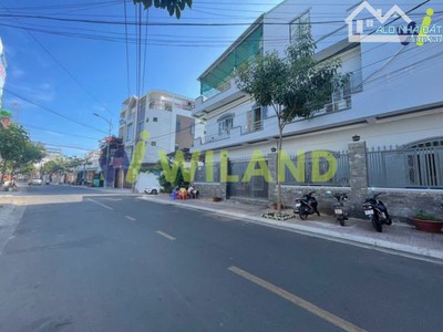 Bán nhà đường Phan Chu Trinh diện tích  7x30  VỊ TRÍ TIỀM NĂNG CHỈ 18 TỶ 0