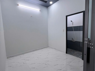 Chính chủ bán nhà 2 tầng gần chợ, sổ hồng riêng, dân cư đông, giá chỉ 750 triệu 1