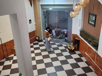 Cho thuê làm văn phòng công ty, bán hàng kinh doanh trực tiếp kết hợp ở được, hoặc bán hàng online 3
