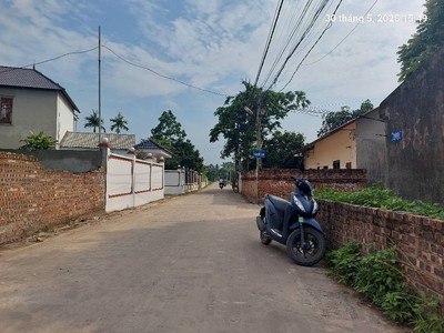 Trục chính kd, vụ bản, ss, 200m2, mt7m, 4.6 tỷ, 2 ô tô. 2