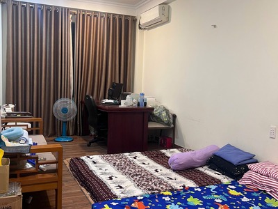 Bán nhà tuệ tĩnh, 22m2, 4 tầng, mặt tiền 5.4m, 12.4 tỷ, ngõ rộng, kinh doanh tốt 2
