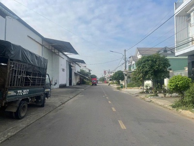Chính chủ bán 06 lô đất liền kề dt 1,049.4m2, đất đô thị lâu dài mặt tiền đường tại t.t diêu trì 2