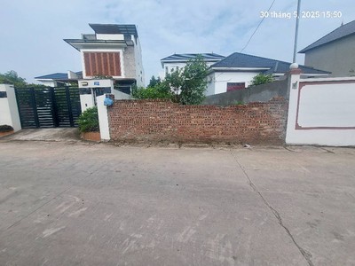 Trục chính kd, vụ bản, ss, 200m2, mt7m, 4.6 tỷ, 2 ô tô. 1