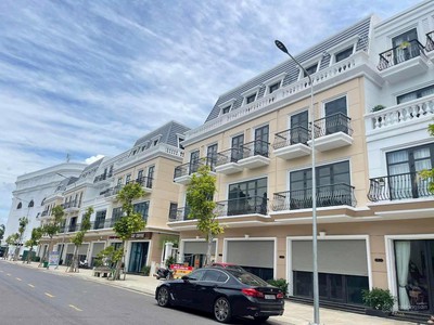 Vincom shophouse quảng trị 5 tỷ bao phí sang tên 2