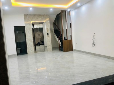  bán nhà 7 tầng   thang máy   gần đại học   ô tô   minh khai 2