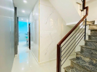 Chỉ 5 tỷ, nhà 2 tầng 3.6x15m, nở hậu 4.17m nguyễn thị tần, quận 8, kdc hiện hữu, vuông vức, không qh 1