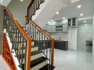 Nhà mới - giáp tân bình - q11 - hxh - sát mặt tiền - 3 tầng - 44m chỉ 5.x tỷ 1