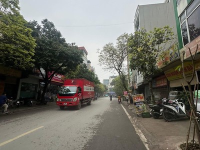 Khu vực đang phát triển triển cao, đường rộng, kinh doanh cực tốt, nhà đang cho thuê 30t/ tháng. 0