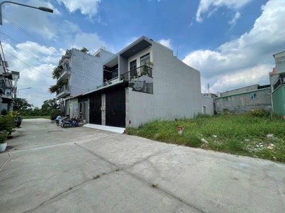 Đất thổ cư mặt tiền sông vàm thuật, gần chợ đường tx52, giá tốt quá 0