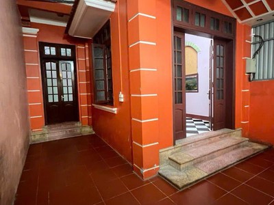 Bán nhà ngõtam trinh   lô góc   ngõ ô tô   63m    10.6 tỷ 0