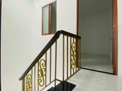 Bán nhà linh tây thủ đức   1 trệt 1 lầu   gần kha vạn cân   giá 3.4 tỷ 2
