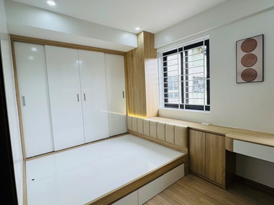 Bán căn hộ sổ đỏ hàng hiếm tòa ct1, chung cư vĩnh hoàng, đền lừ, 64m2, 3 ngủ, giá 4 tỷ mấy chục 4