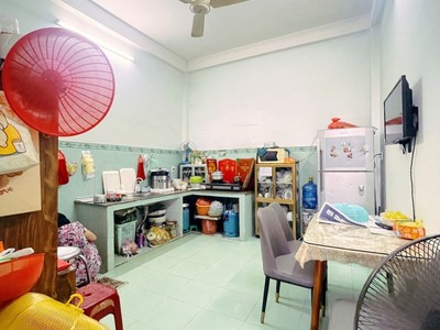 Bán nhà riêng 50m2, hẻm xe hơi đ. lý thánh tông, quận tân phú 2