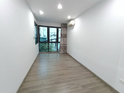  bán gấp nhà minh khai   mặt ngõ   kinh doanh   30m    3 tầng   nhỉnh 5 tỷ   ôtô 29 chỗ đỗ cách 3