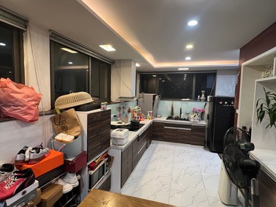 Căn hộ cc 120m: 3 pn,  vị trí vàng - nghiêm xuân yêm - giá hời 1