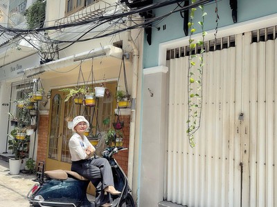 Bán nhà mặt tiền hẻm xe hơi đậu cửa đường nguyên bỉnh khiêm, quận 1 - sẵn dòng tiền đang kinh doanh 0