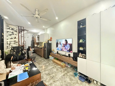 Bán nhà riêng 6 tầng phố kim đồng, q. hoàng mai, ô tô đỗ cửa, 40m2, giá 13.6 tỷ  tl 2