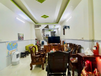 Cần bán nhà 100m2,sổ hồng riêng,hxh,tại p15,tân bình,giá chỉ 7,8 tỷ 0