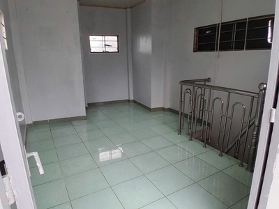 Chính chủ cần bán căn măt tiền xe hơi đậu ngay cửa- trục đường đi alij thuận tiện- thông tôn đản, 2
