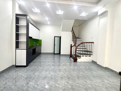 Bán nhà phạm văn đồng, 42m, 5 tầng, sát kđt cuputra, lô góc, cạnh ôtô, giá 9.7 tỷ 0
