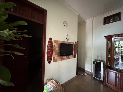  biệt thự cổ view hồ   vip ngọc thụy   170m   2 tầng  mặt tiền 10m  chỉ 33 tỷ  lô góc 3