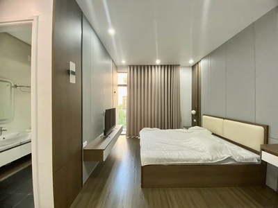 Cho thuê nguyên căn 5 phòng ngủ giá chỉ 28tr tại Vinhomes Marina 3
