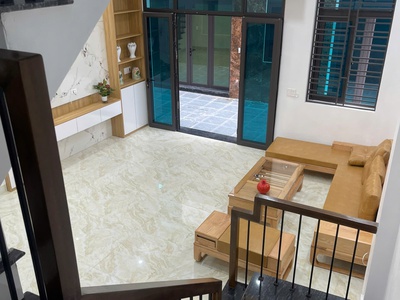 Em cần bán nhà 3 tầng ngõ 42 mai hắc đế, ngay cổng khu ĐT TUỆ TĨNH 1