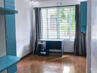 Bán nhà 4 tầng 55m ở phúc đồng long biên mặt đường vỉa hè oto tránh sát mặt phố 11 tỷ 2