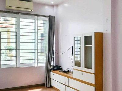 Bán nhà 4 tầng 55m ở phúc đồng long biên mặt đường vỉa hè oto tránh sát mặt phố 11 tỷ 3