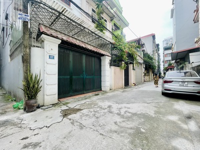Bán nhà bồ đề 15 tỷ 55m ngõ thông ô tô,sát mặt phố,long biên hà nội 2