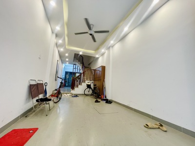 Bán nhà bồ đề 15 tỷ 55m ngõ thông ô tô,sát mặt phố,long biên hà nội 4