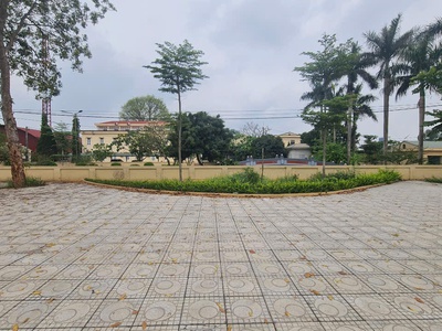 Bán lô đất băng 1 đường nguyễn văn linh 3