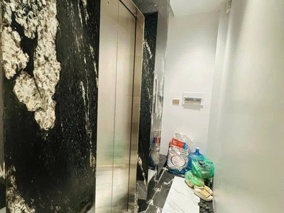 Nhà mới đẹp yên hòa cầu giấy - 35m2  x  6 tầng - thang máy nhập khẩu - sđcc - sẵn sàng về tay quý 2
