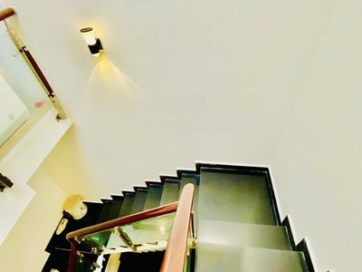 Gần ga t3  - hẻm nhựa thông thoáng - nhà đẹp 3 tầng - 4pn - 52m nhỉnh 5 4