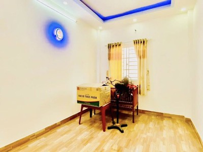 Gần ga t3  - hẻm nhựa thông thoáng - nhà đẹp 3 tầng - 4pn - 52m nhỉnh 5 3